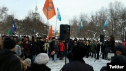 Участники митинга против репрессий